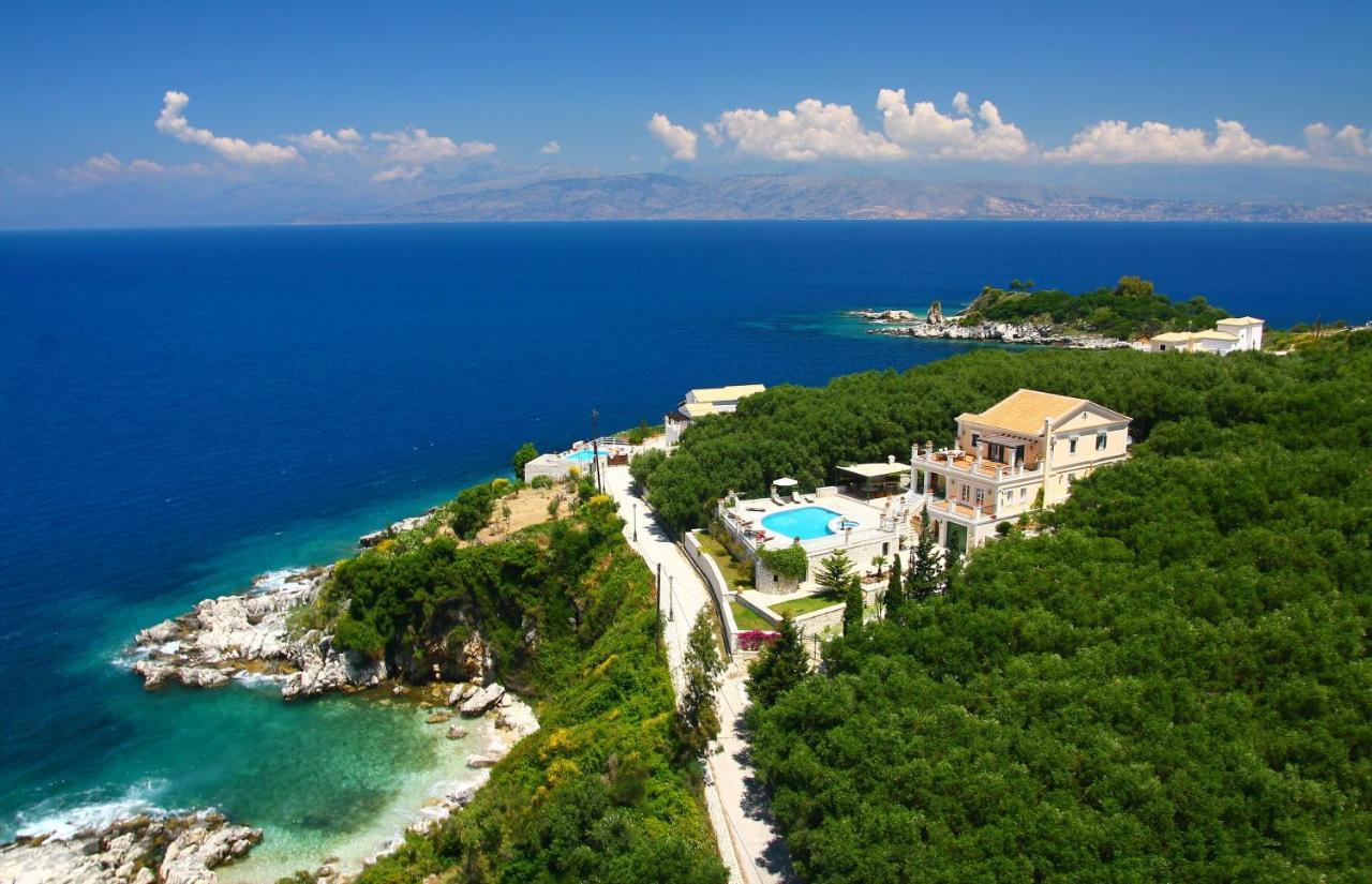 Kamelia * Kassiopi